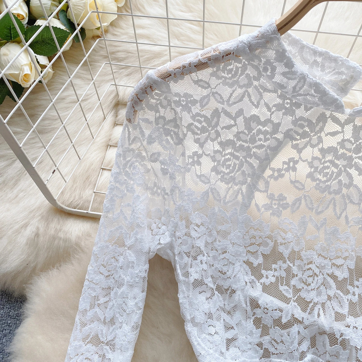 Robe de Nuit Transparente Femme – Dentelle Délicate