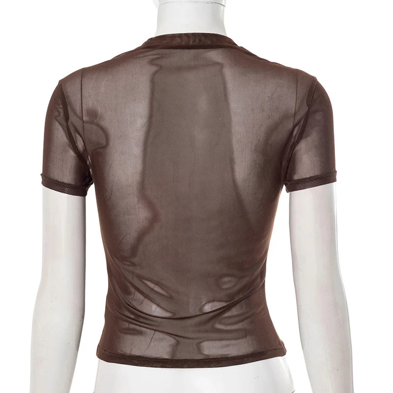 T-shirt Moulant Punk Femme – Patchwork et Rivets