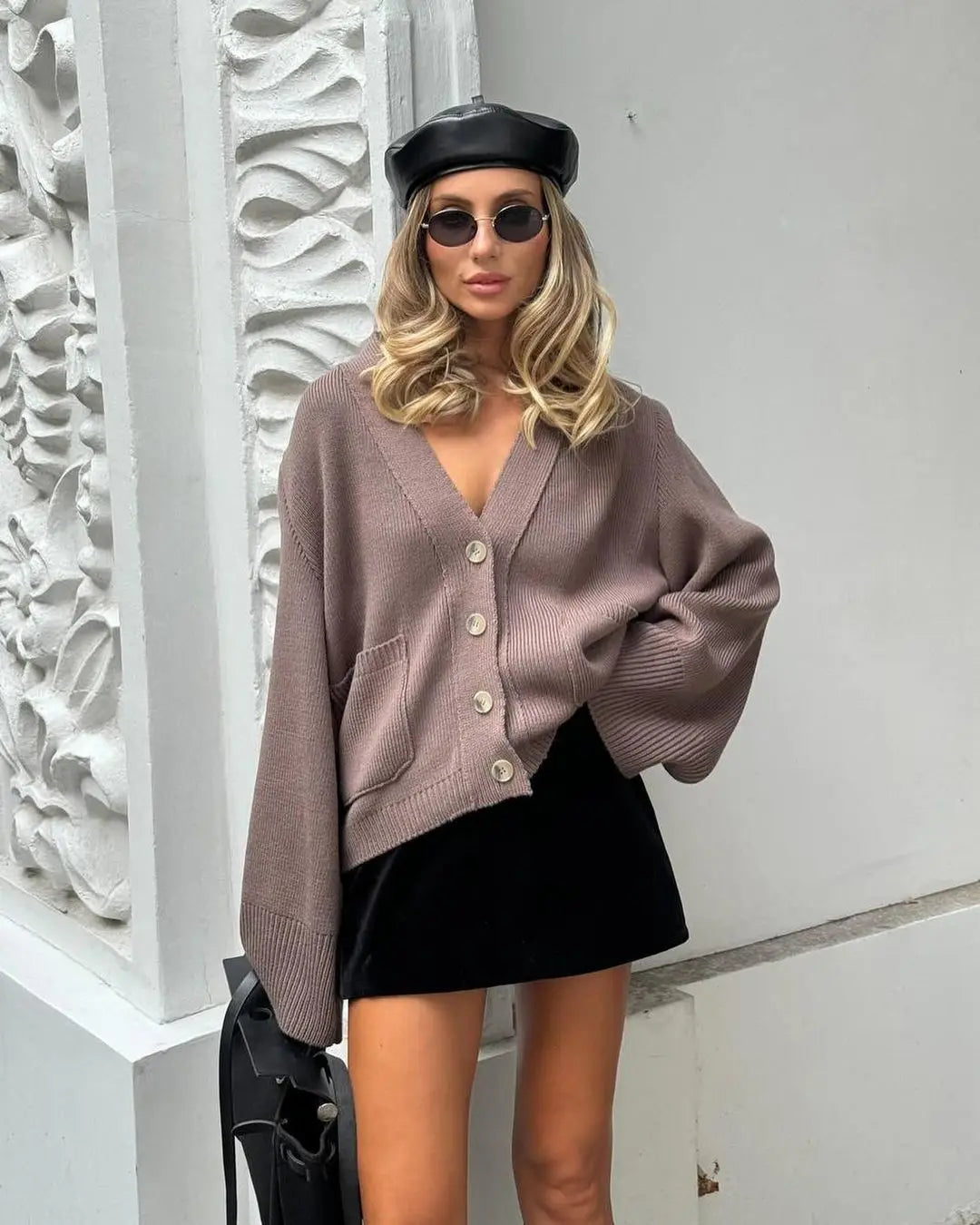 Cardigan Douillet Femme – Maille Unie et Col V