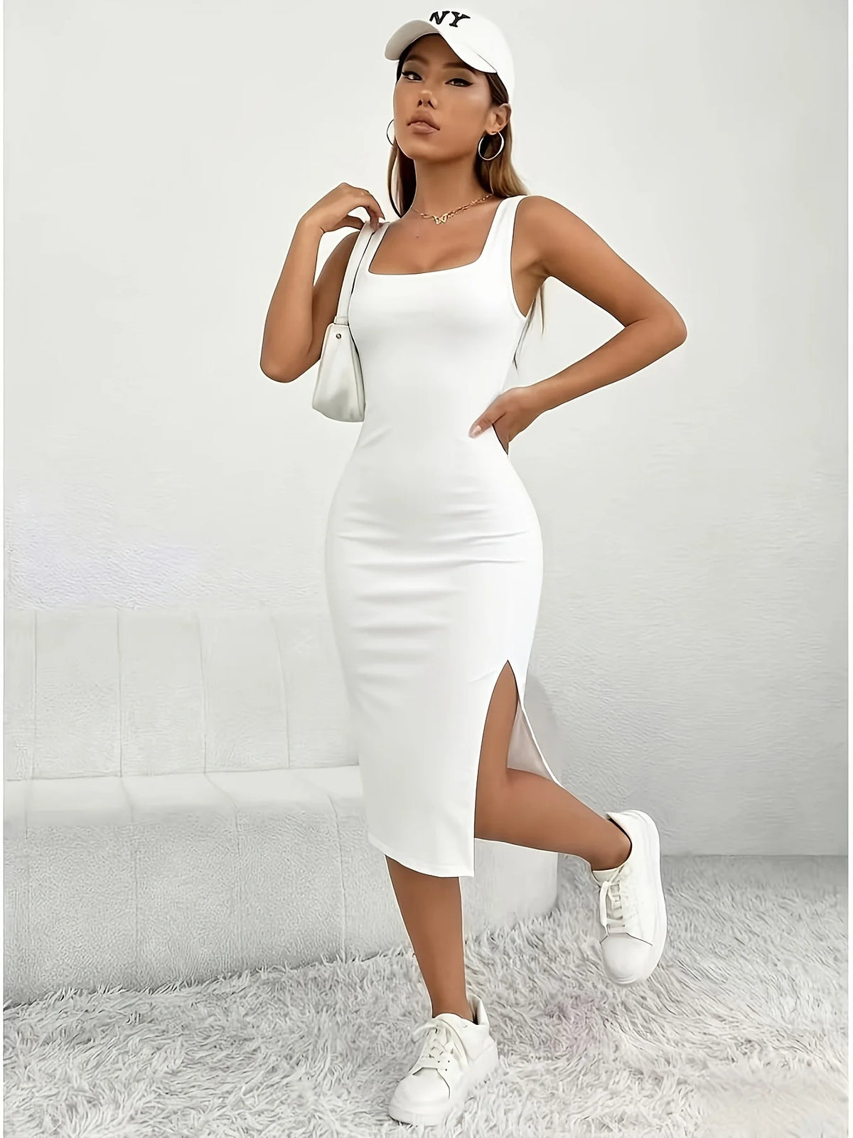 Robe Femme – Col Carré, Taille Cintrée et Fente