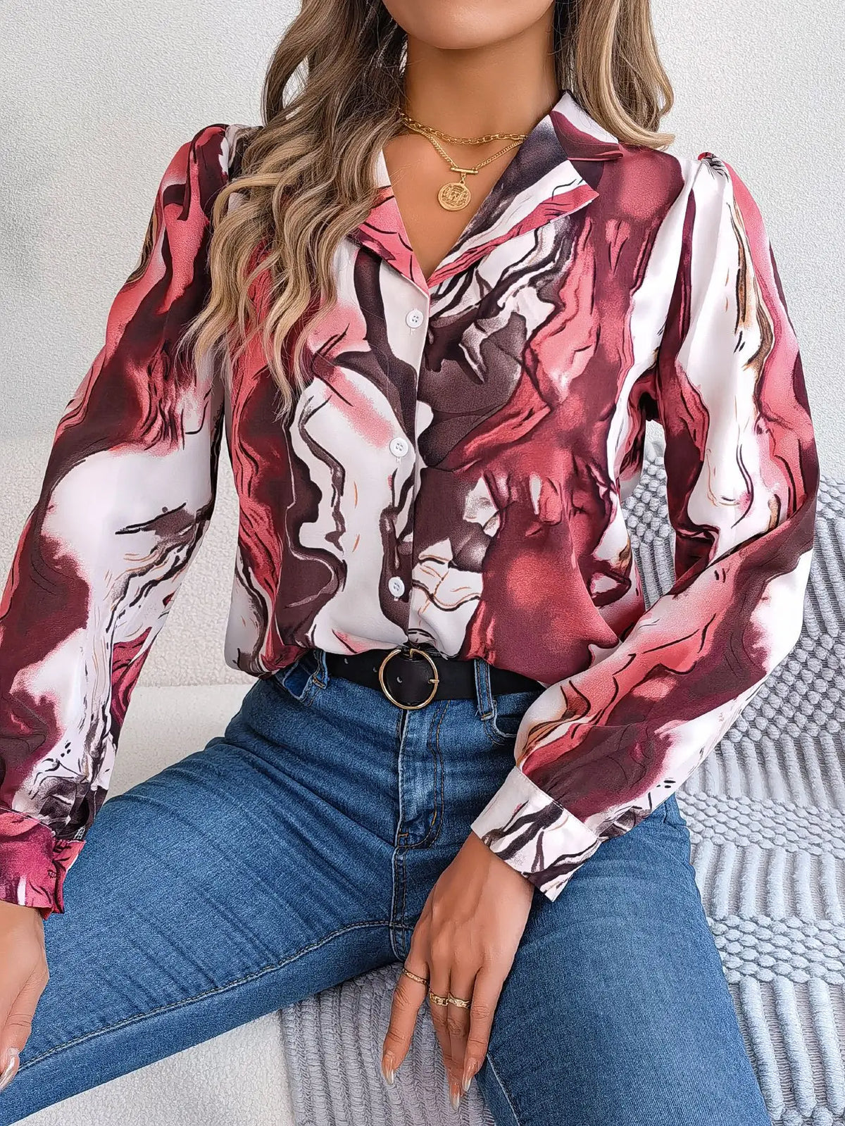 Chemisier Imprimé Marbre Femme – Boutonné et Élégant