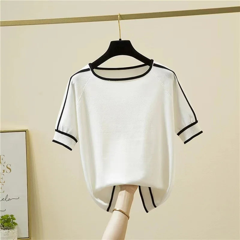 T-shirt en Maille Femme – Col Rond Contrastant