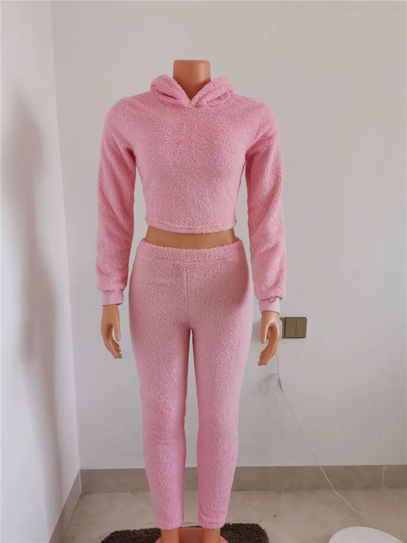 Ensemble femme 2 pièces effet laine d'agneau à capuche et pantalon