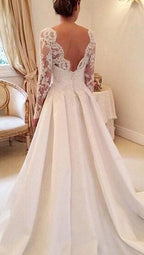 Robe de mariée trapèze classique à manches longues pour femmes