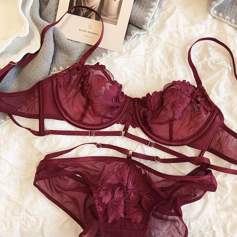 Soutien-gorge et culotte transparents en dentelle fine pour femmes