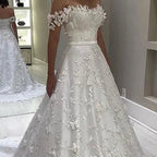 Robe de mariée blanche trapèze en dentelle et épaules dénudées pour femmes