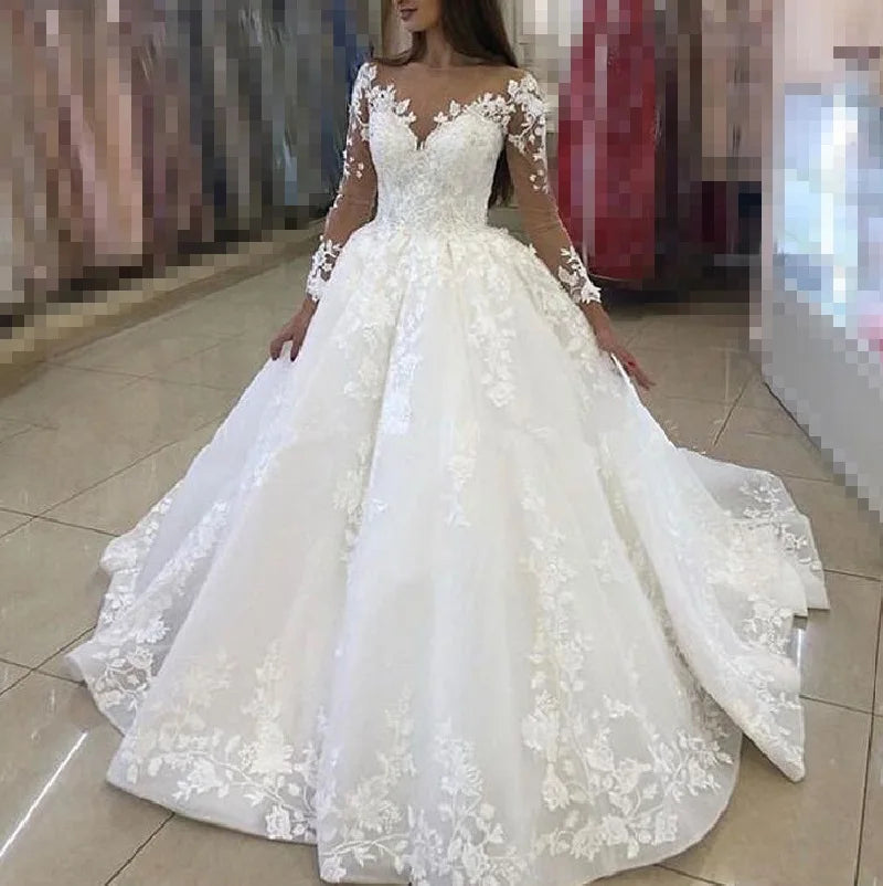 Robe de mariée princesse à manches longues pour femmes