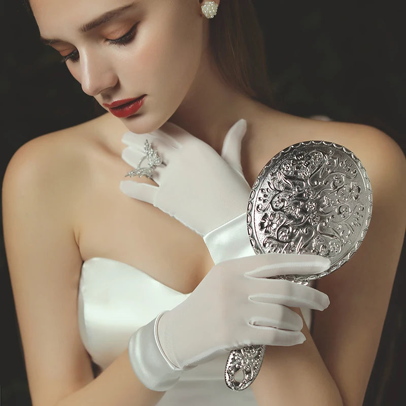 Gants de mariée courts et simples pour femmes