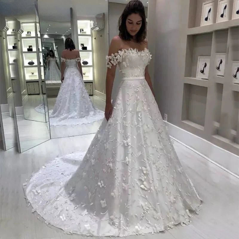 Robe de mariée blanche trapèze en dentelle et épaules dénudées pour femmes