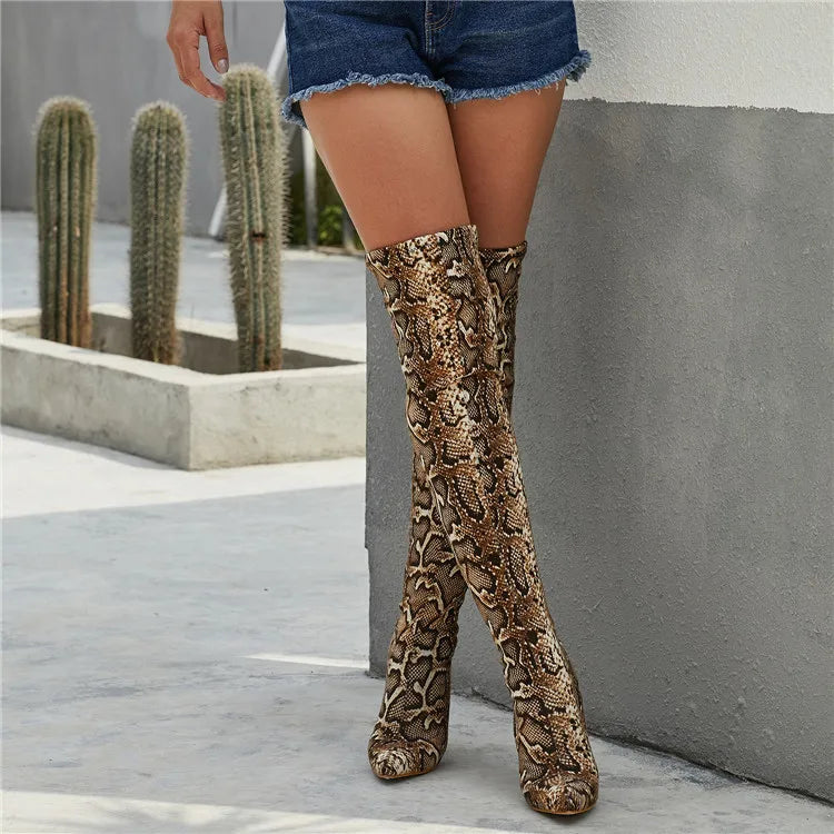 Cuissardes léopard à talons hauts pour femmes
