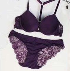 Ensemble soutien-gorge Push Up avec boucle avant et sangle d'épaule et culotte pour femmes