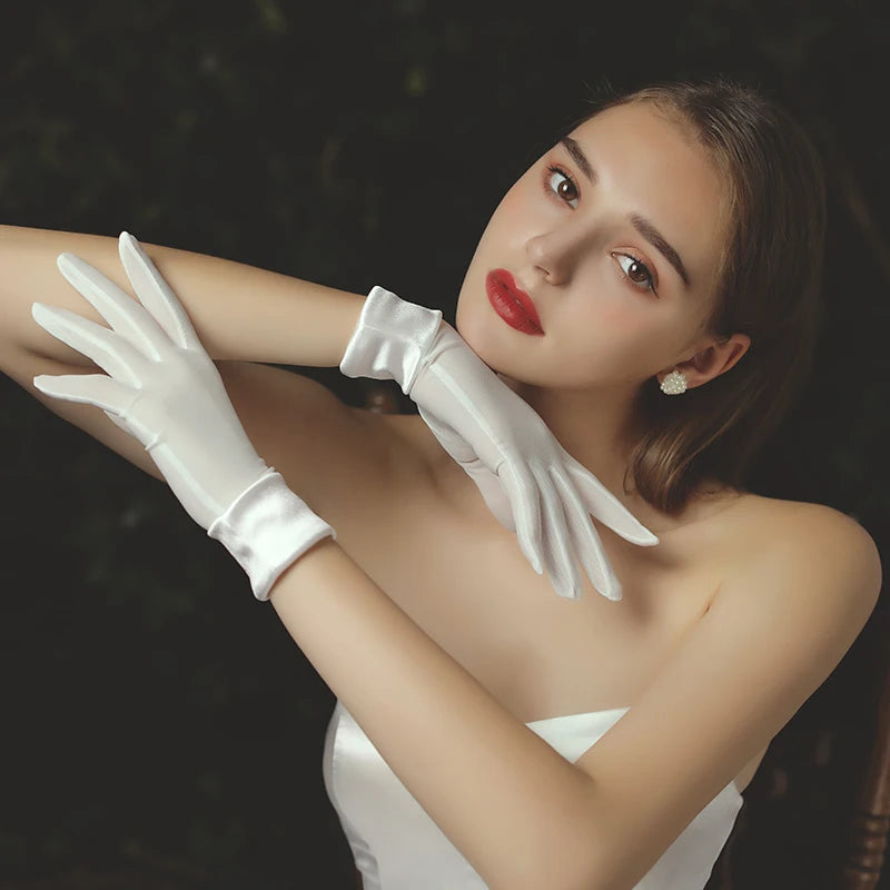 Gants de mariée courts et simples pour femmes