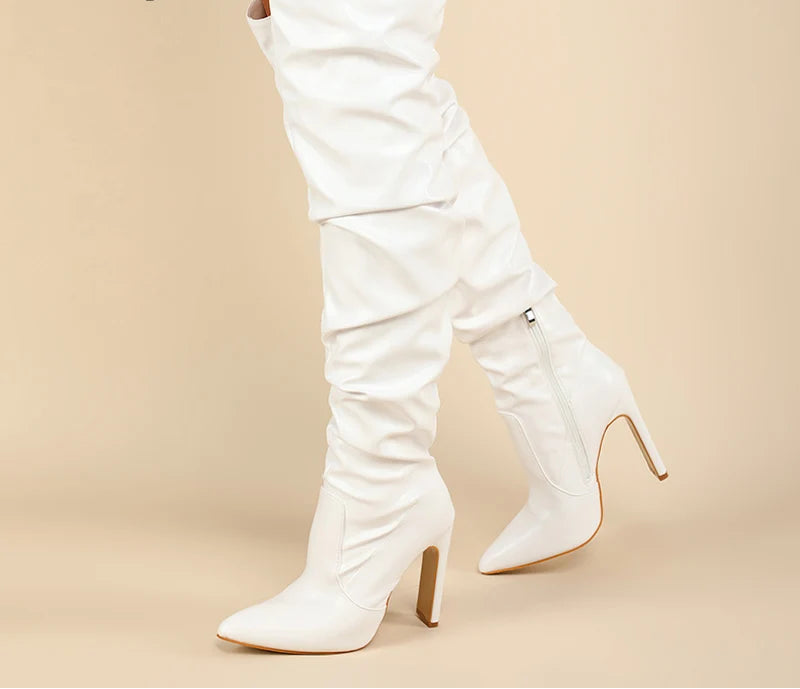Botte au genou en cuir plissé pour femmes