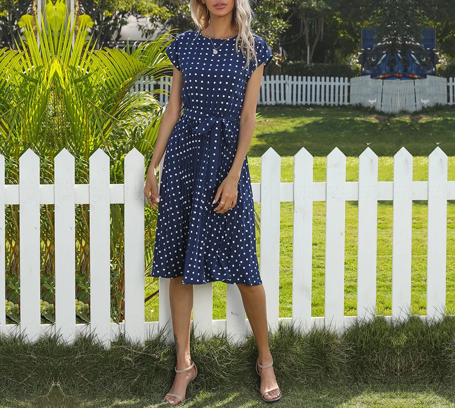 Robe d'été à pois et col rond pour femmes
