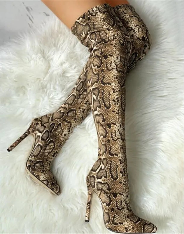 Bottes hautes à imprimé serpent pour femmes