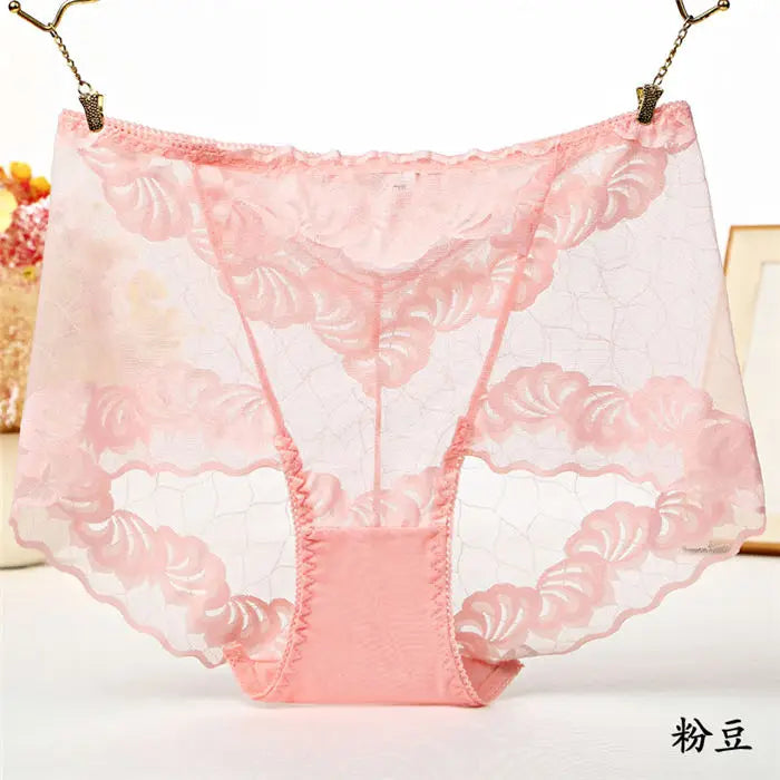 String grande taille en dentelle pour femmes