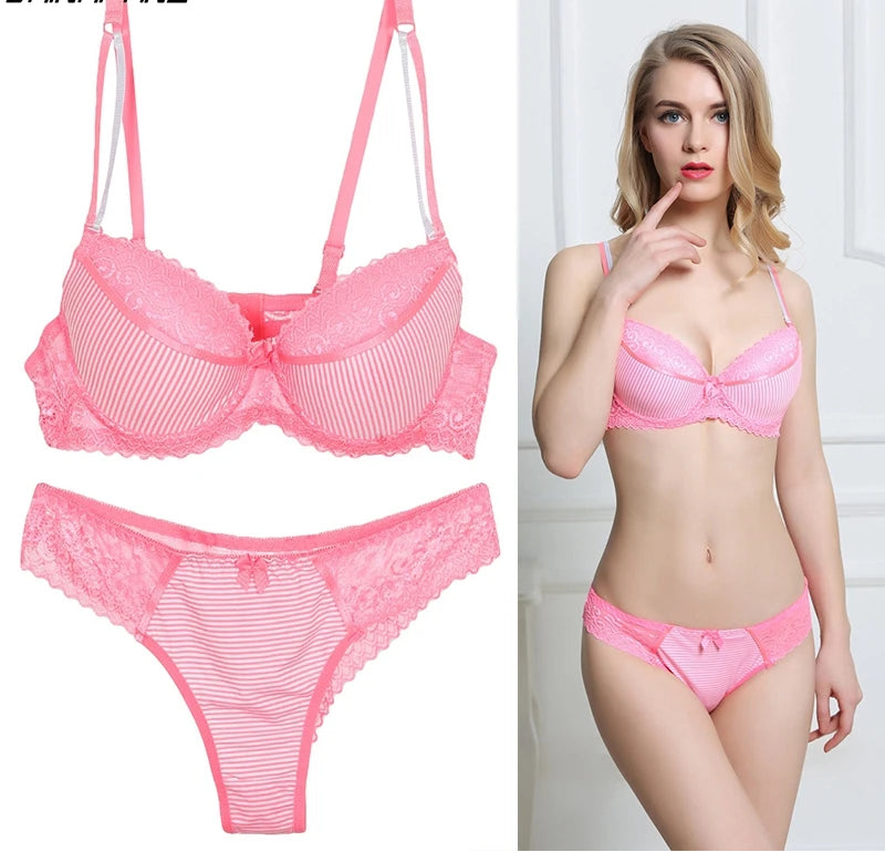 Ensemble Lingerie Femme – Soutien-Gorge Push-Up en Dentelle et String