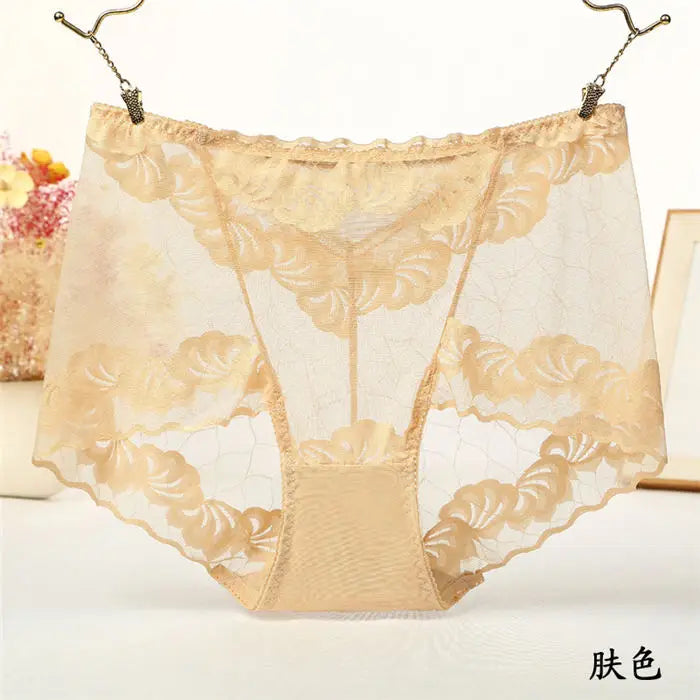 String grande taille en dentelle pour femmes