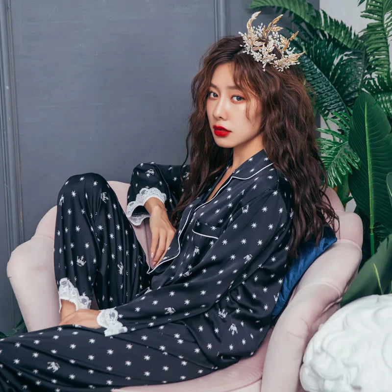 Pyjama en satin à pois pour femmes
