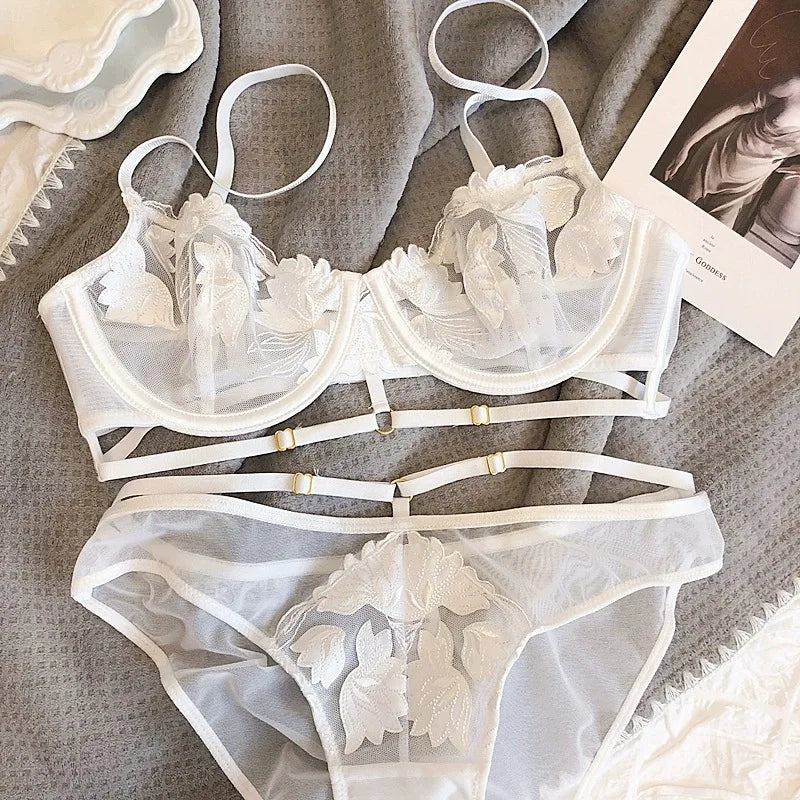Soutien-gorge et culotte transparents en dentelle fine pour femmes
