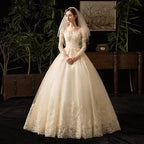 Robe de mariée à manches longues avec traine princesse pour femmes