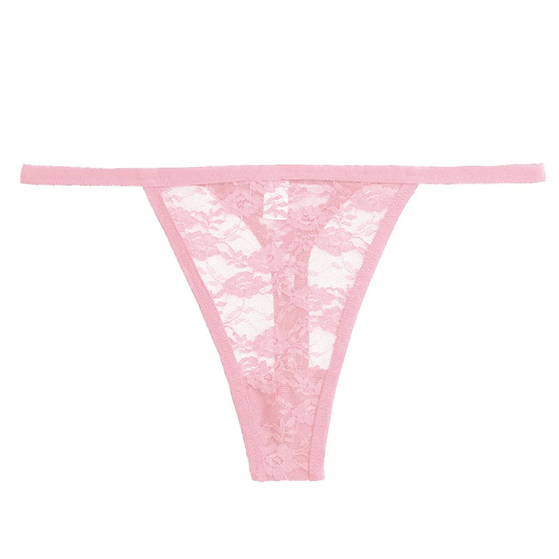 String en dentelle pour femmes
