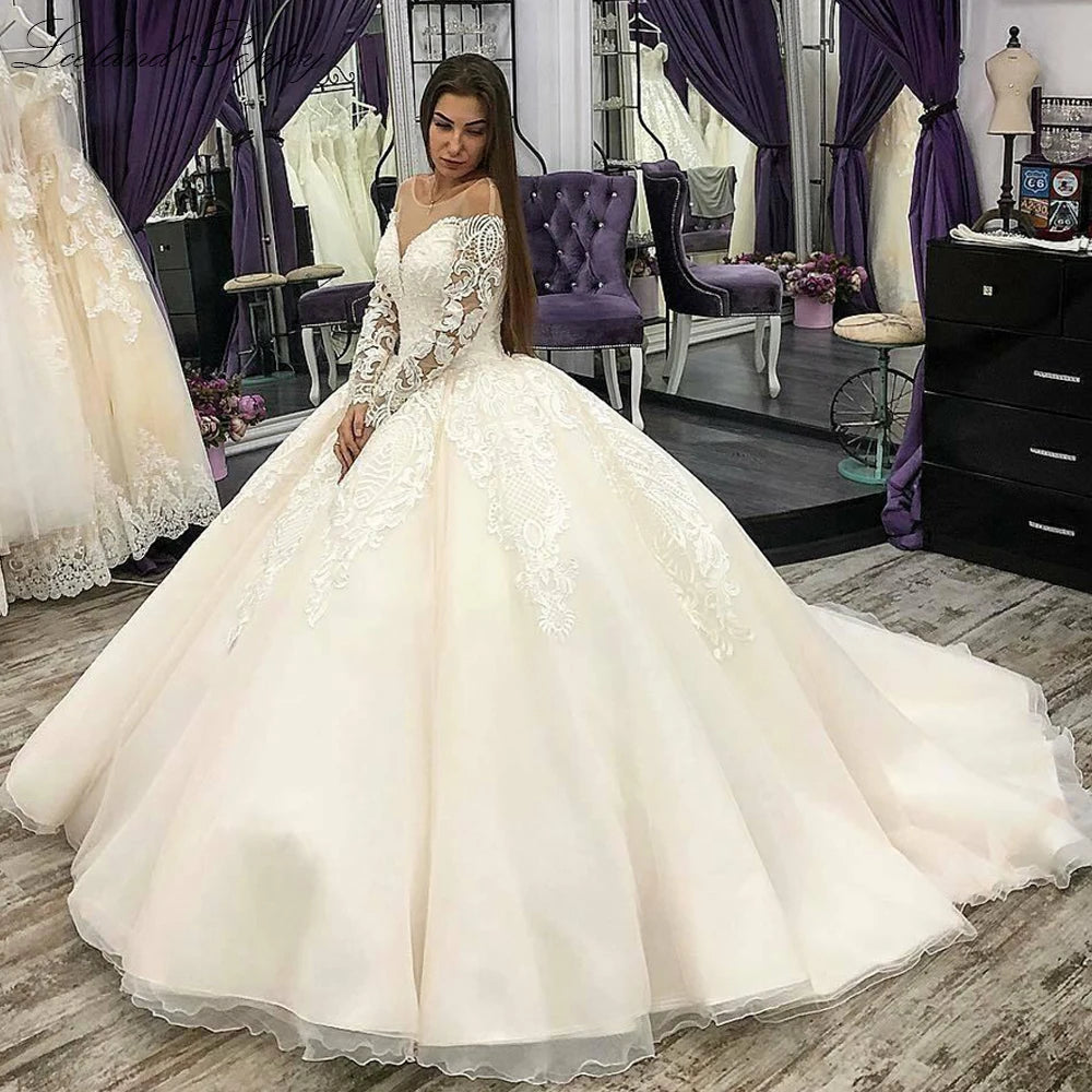 Robe de mariée en organza pour femmes