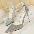 Chaussures à talons hauts brillants et strass pour femmes