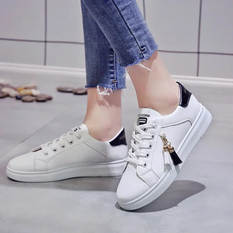 Baskets blanches décontractées pour femmes