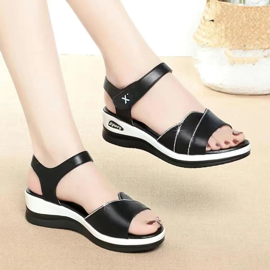Sandales à bout ouvert en cuir pour femmes
