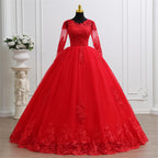 Robe de mariée à manches longues avec appliques en dentelle pour femmes