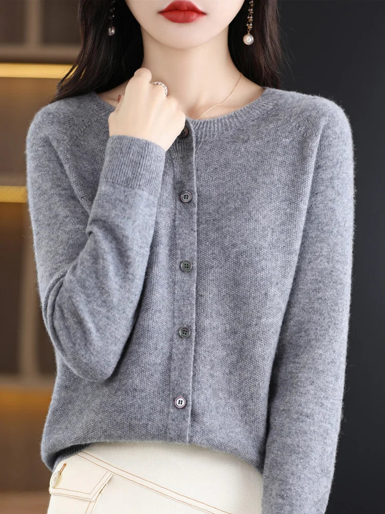 Cardigan à col rond en laine mérinos pour femmes