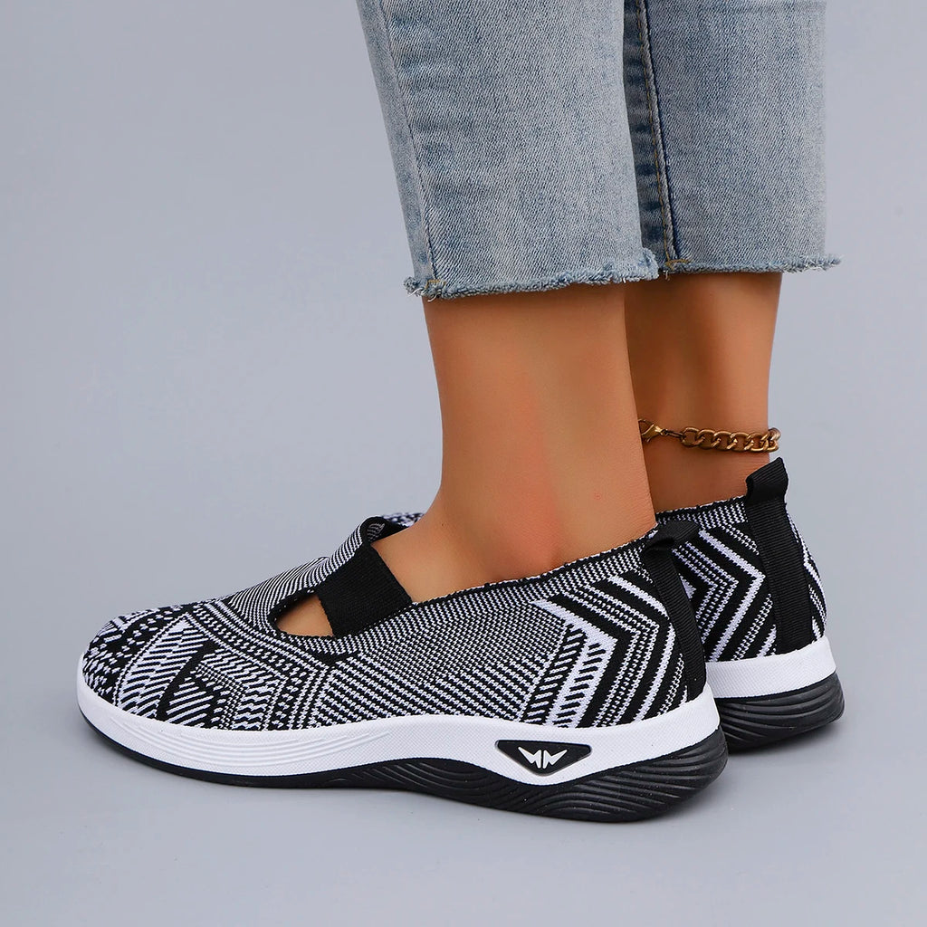 Chaussures plates d'été en maille respirante pour femmes
