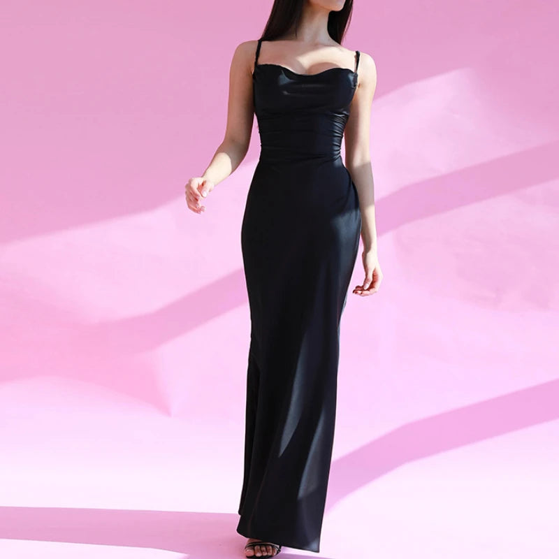 Robe longue en satin pour femmes