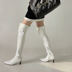 Bottes longues en cuir verni brillant pour femmes
