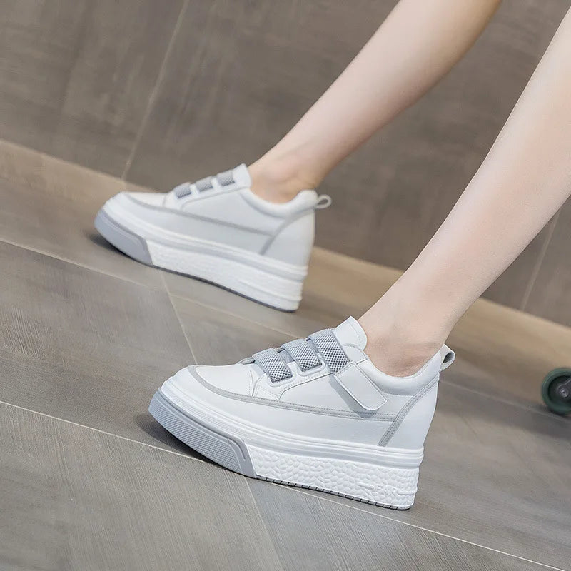 Baskets à plate-forme compensée en cuir véritable pour femmes