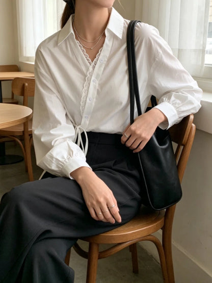 Chemise Femme – Col à Revers, Dentelle et Taille Nouée