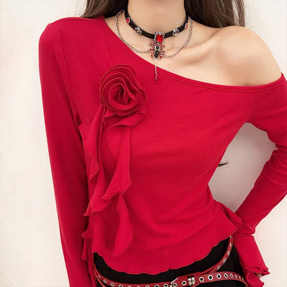 Top femme asymétrique à fleurs 3D et épaule dénudée