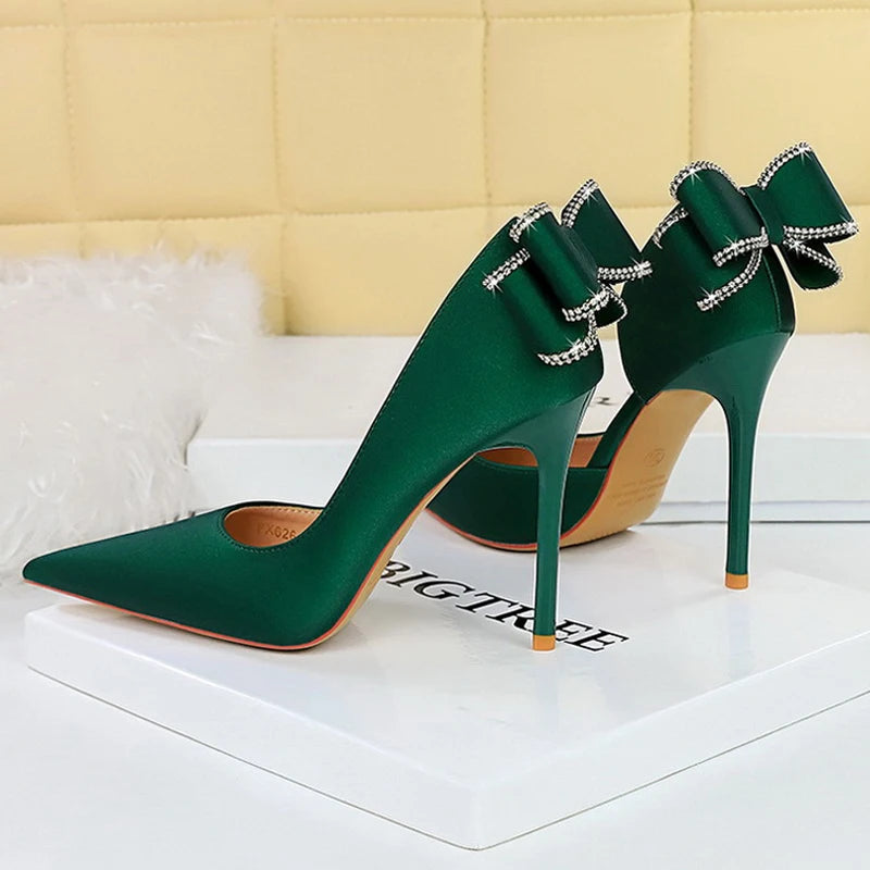 Escarpins à talons hauts avec nœud papillon au dos en biscuits pour femmes