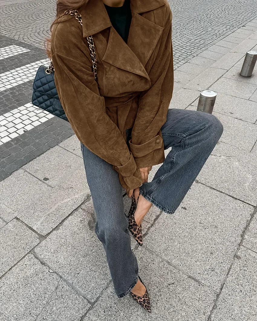 Veste plissée en daim marron pour femmes