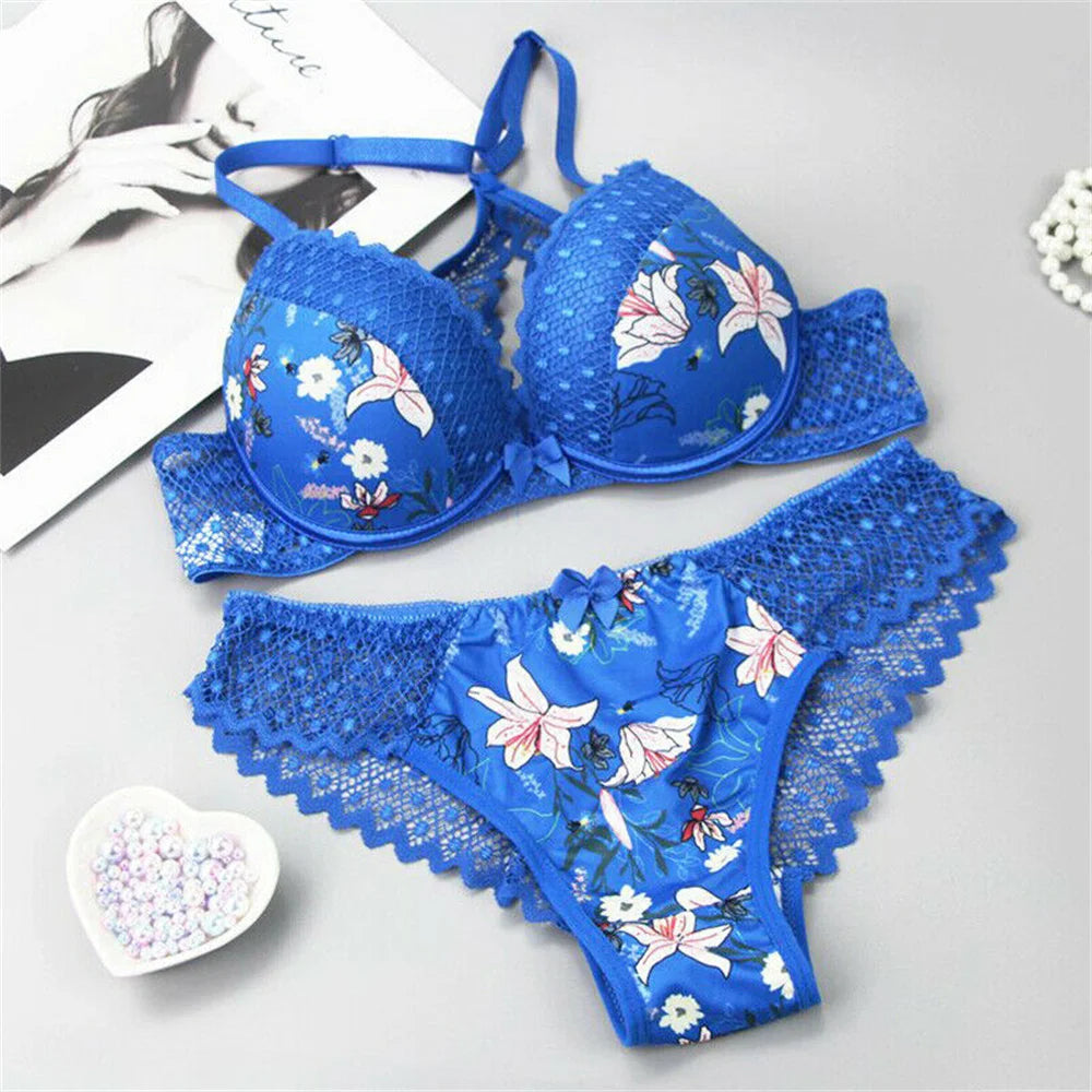 Ensemble soutien-gorge à armatures rembourré et culotte assorti pour femmes