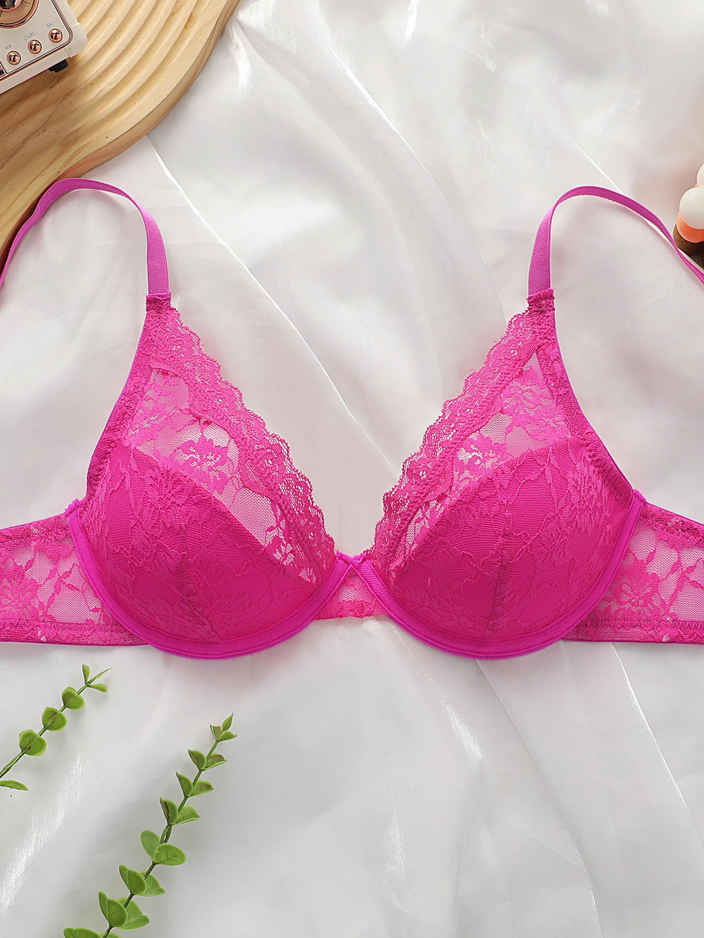 Soutien-gorge rouge rose à la mode avec anneau en acier pour femmes