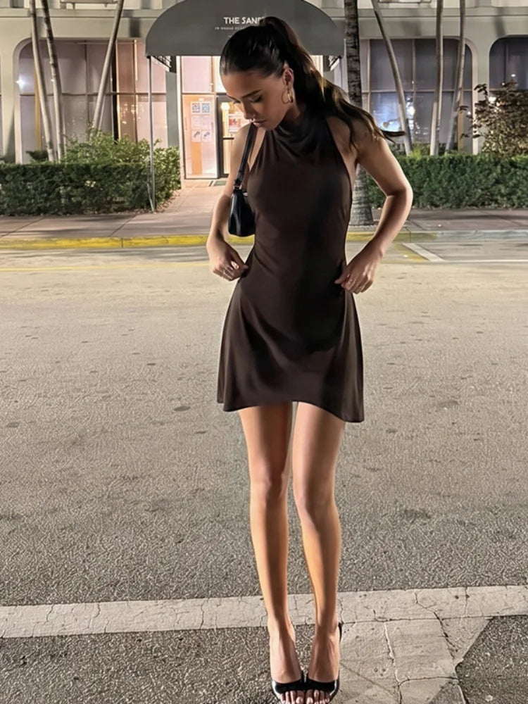 Robe femme marron moulante asymétrique dos nu