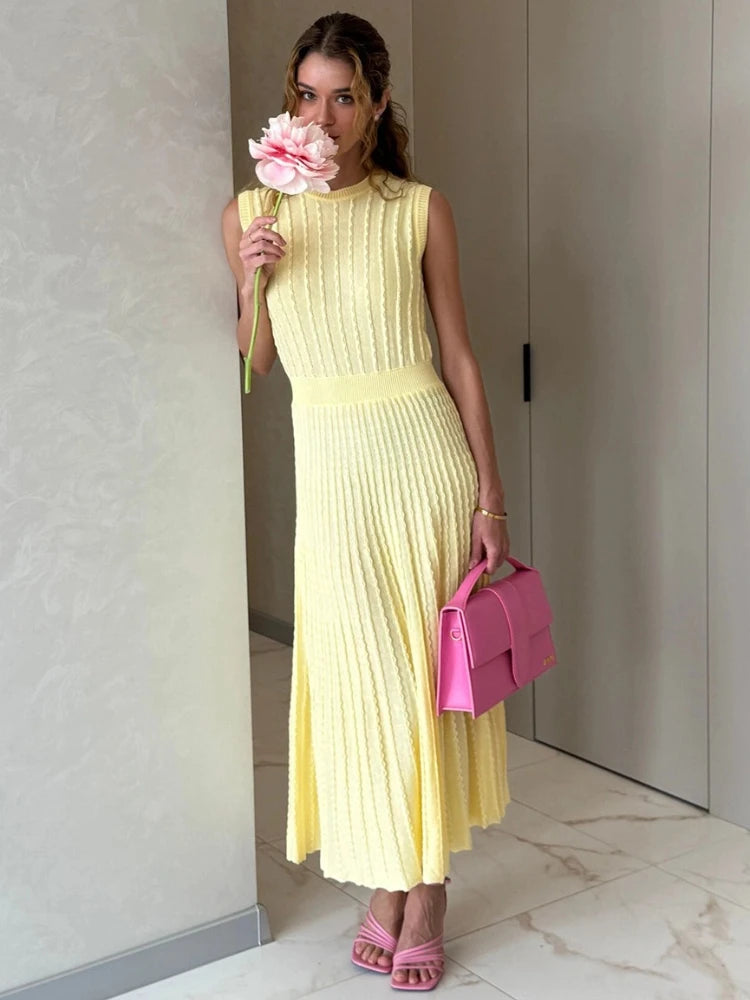 Robe maxi plissée en maille pour femmes