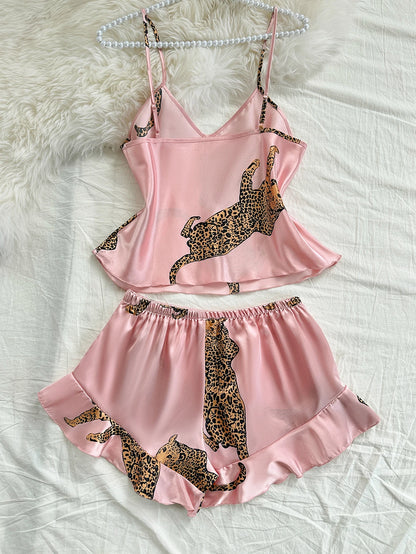 Pyjama d’Été 2 Pièces Femme – Léopard et Tissu Soyeux