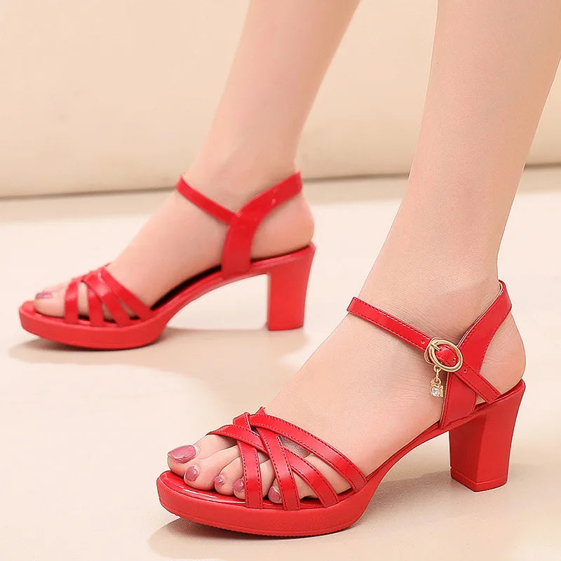 Sandales à talons hauts et bande étroite pour femmes