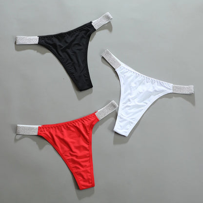 String Femme à Strass – Lettres Brillantes