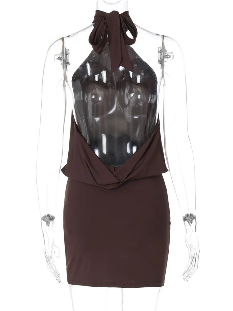 Mini-robe femme moulante dos nu à col halter