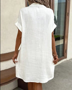 Robe minimaliste à boutons et col en v pour femmes