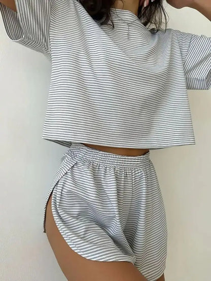 Pyjama Court Rayé Femme – Ensemble 2 Pièces d’Été